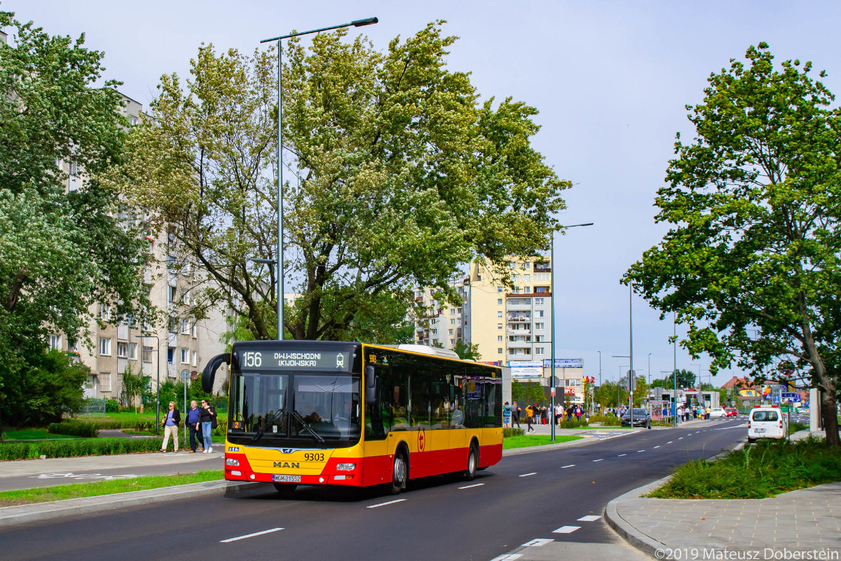 9303
MaĹe pytanko do administracji niezwiÄzane z tym zdjÄciem:
BÄdzie moĹźliwoĹÄ wrzucenia dawnych autobusĂłw warszawskich w innych miastach?
