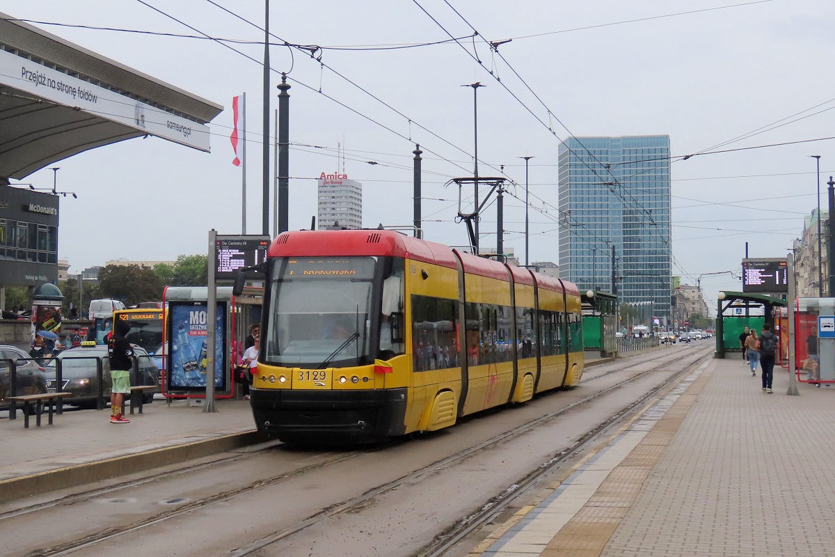 3129
Swing zatrzymuje siÄ na przystanku âDw. Centralny 08â jako kurs linii numer 7: KawÄczyĹska Bazylika (12:29)-P+R Al. Krakowska (13:18). 
