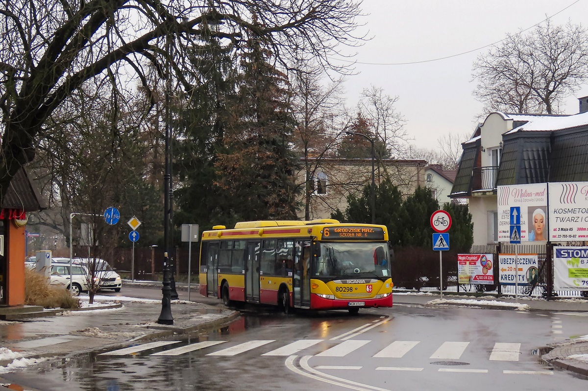 80298
Scania jedzie jako kurs linii numer 6 â KĹudzienko PÄtla (13:07)-Grodzisk Maz. SzkoĹa nr 6 (13:27). 
Słowa kluczowe: zima