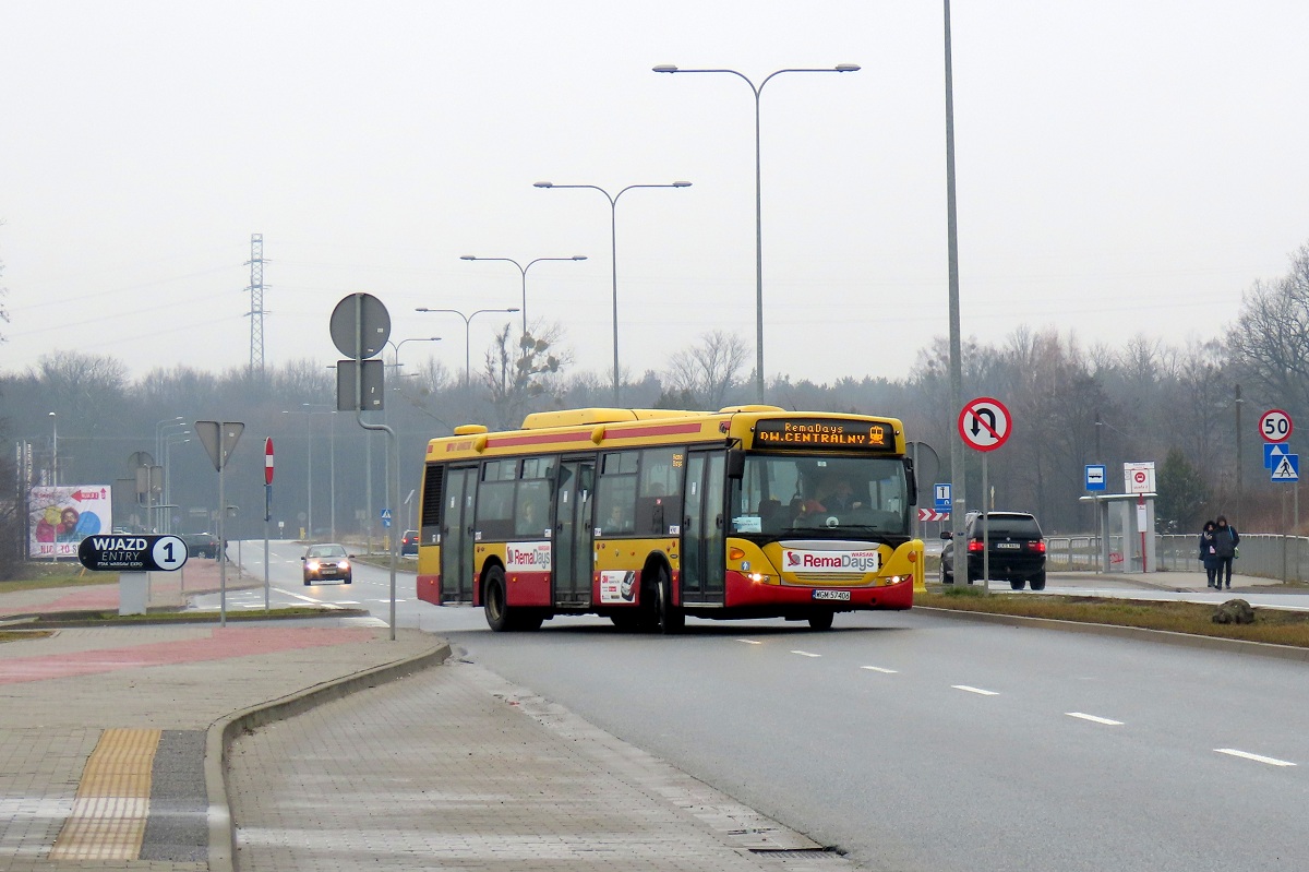 80304
Scania wykonuje kurs linii specjalnej w relacji PaszkĂłw PTAK WARSAW EXPO (13:20)-Warszawa Dw. Centralny (13:42). Linia zostaĹa uruchomiona z okazji targĂłw âREMADAYSâ.
