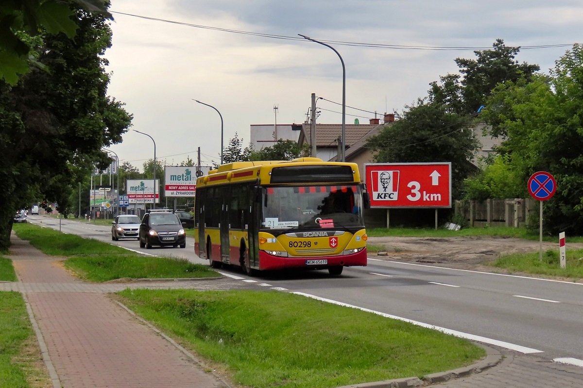 80298
Scania jedzie jako kurs linii numer 21 â Grodzisk Maz. Dw. PKP (9:15)-WĹadkĂłw PÄtla (9:43). 
