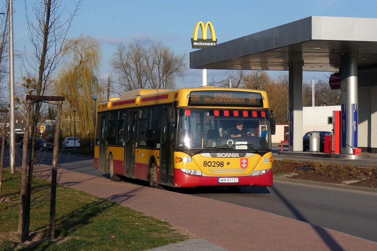 80298
Scania jedzie w obsĹudze kursu â5456â linii przyspieszonej BK w relacji Grodzisk Maz. Dw. PKP (16:30)-Grodzisk Maz. Dw. PKP (16:48) p. Grodzisk Maz. Os. Teligi (16:39).
Od 1 kwietnia 2019 r. w zwiÄzku z rozpoczÄciem nowego kontraktu przez PKS, linia BK zostanie wcielona do pozostaĹej siatki poĹÄczeĹ tym samym stajÄc siÄ liniÄ pĹatnÄ (choÄ oznaczenie linii czyli litery "BK" pozostanie co moĹźe byÄ dla pasaĹźerĂłw mylÄce gdyĹź jest to skrĂłt sĹĂłw "BezpĹatna Kopernika"). Nie zmieni siÄ czÄstotliwoĹÄ poĹÄczeĹ (co 10 minut w szczytach tj. od godziny 6:00 do 8:00 i od godziny 16:00 do 18:50). 
