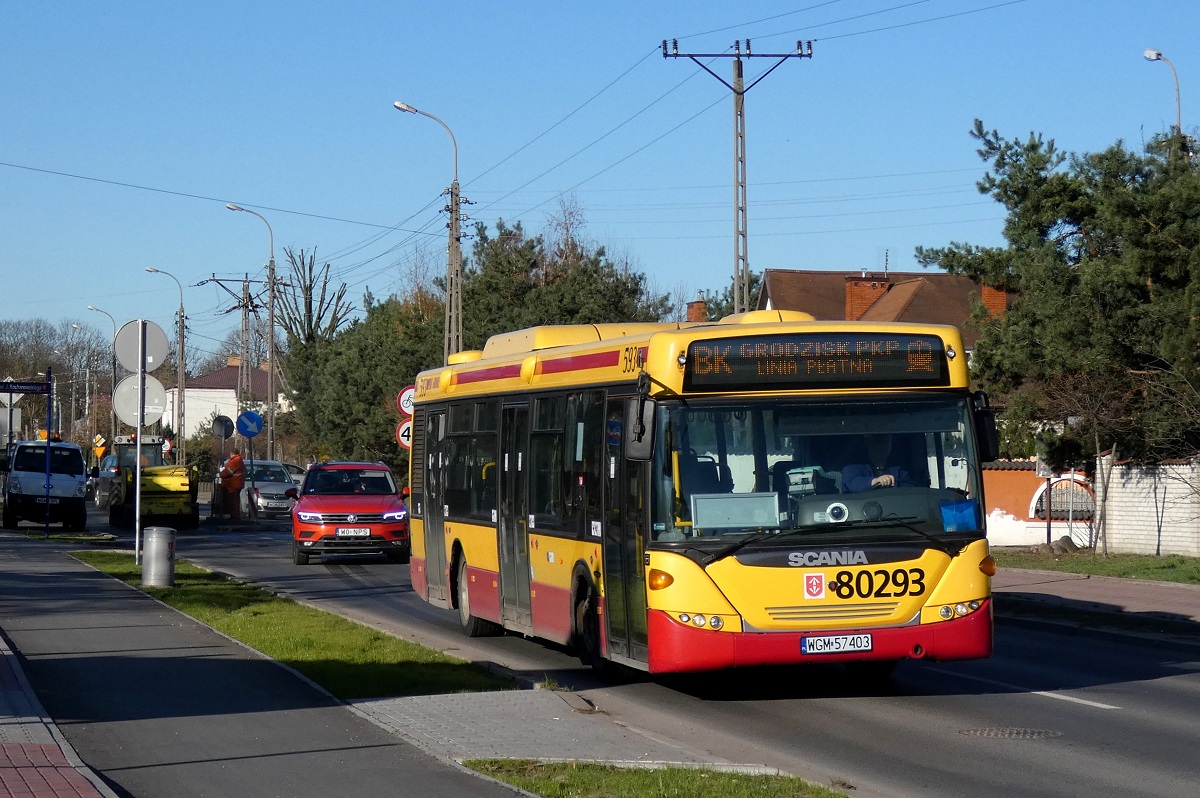 80293 (ex. A593)
Scania jedzie w obsĹudze kursu â5452â linii BK w relacji Grodzisk Maz. Dw. PKP (8:00)-Grodzisk Maz. Dw. PKP (8:18) p. Grodzisk Os. Teligi (8:09). 
