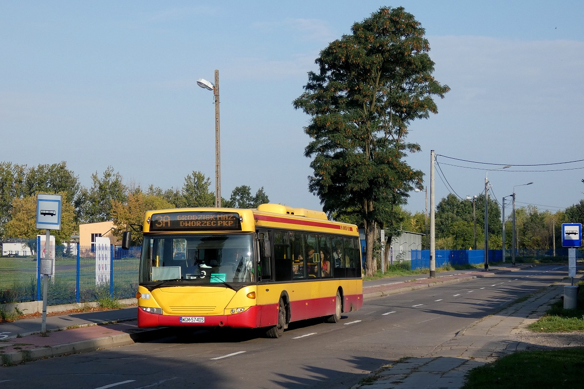 80303
Scania (dawna warszawska A603) zatrzymuje siÄ na przystanku âGrodzisk GZF âPolfaâ 02â wykonujÄc kurs â5511â linii numer 3A w relacji BĹonie Okrzei (7:55)-Grodzisk Maz. Dw. PKP (8:40). 
Słowa kluczowe: DziwadĹo