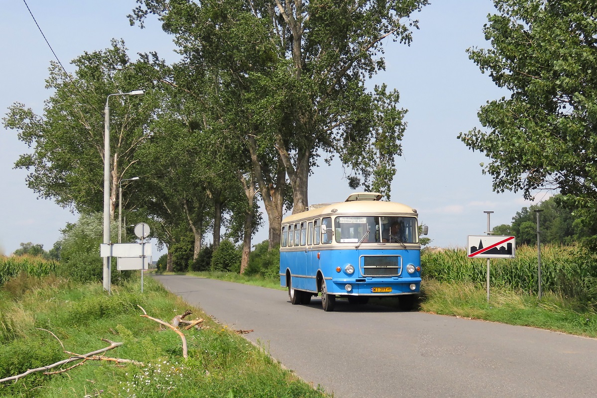 8082
San w trakcie fotostopu jako kurs linii specjalnej S â Grodzisk Maz. KoĹciuszki/1 Maja (13:30)-ZabĹotnia Ĺwietlica (14:00)-Grodzisk Maz. KoĹciuszki/1 Maja (14:33). 
Linia zostaĹa uruchomiona z okazji wydarzenia pod nazwÄ "Nasze wsie naszÄ dumÄ". Pozdrowienia dla zaĹogi wozu!

