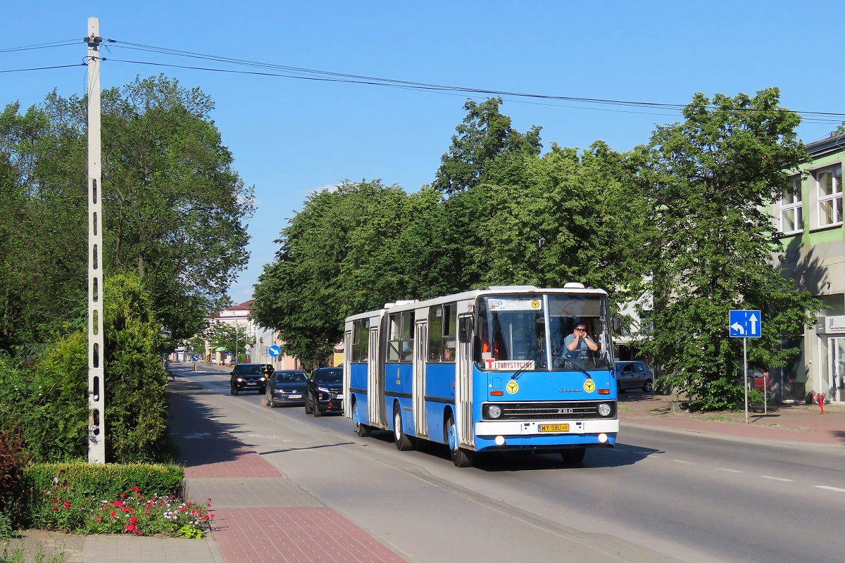484 499-8
Ikarus jedzie jako kurs linii specjalnej T â Grodzisk Maz. Traugutta PKP (17:00)-Grodzisk Maz. RadoĹska WKD (17:26)-Grodzisk Maz. Traugutta PKP (17:45). Pozdrowienia dla zaĹogi autobusu! 
Słowa kluczowe: IK280
