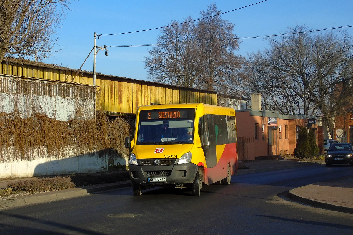 50024
Cytios jedzie jako kurs "5153" linii numer 2 - Makówka (11:20)-Siestrzeń (12:00).
