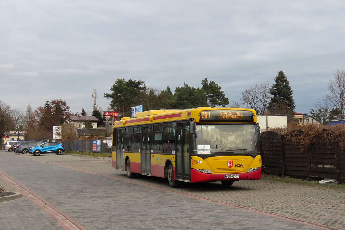 80297
Scania stoi na parkingu w oczekiwaniu na przejazd na przystanek âGrodzisk Maz. RadoĹska WKD 01â gdzie rozpocznie wykonywaÄ kurs â5026â linii ZKA WKD ZA1 â Grodzisk Mazowiecki RadoĹska (14:15)-Grodzisk Mazowiecki Jordanowice (14:22).
Słowa kluczowe: ZaWKD