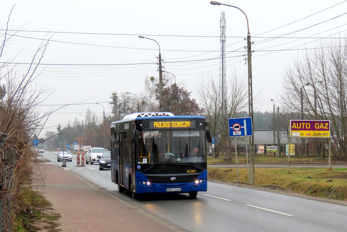 80422 (42367)
ZAZ po zatankowaniu siÄ na grodziskiej stacji paliw PKS, wraca do Pruszkowa (skÄd wczeĹniej przyjechaĹ) gdzie podejmie zadanie na tamtejszej linii numer 3. Widoczny na zdjÄciu odcinek ul. CheĹmoĹskiego w zwiÄzku z przebudowywanym skrzyĹźowaniem z ulicÄ ĹťyrardowskÄ jest obecnie wyĹÄczony z ruchu. MogÄ siÄ nim obecnie poruszaÄ wyĹÄcznie pojazdy sĹuĹźb uprzywilejowanych, autobusy komunikacji miejskiej oraz maszyny robocze pracujÄce przy przebudowie skrzyĹźowania. 
