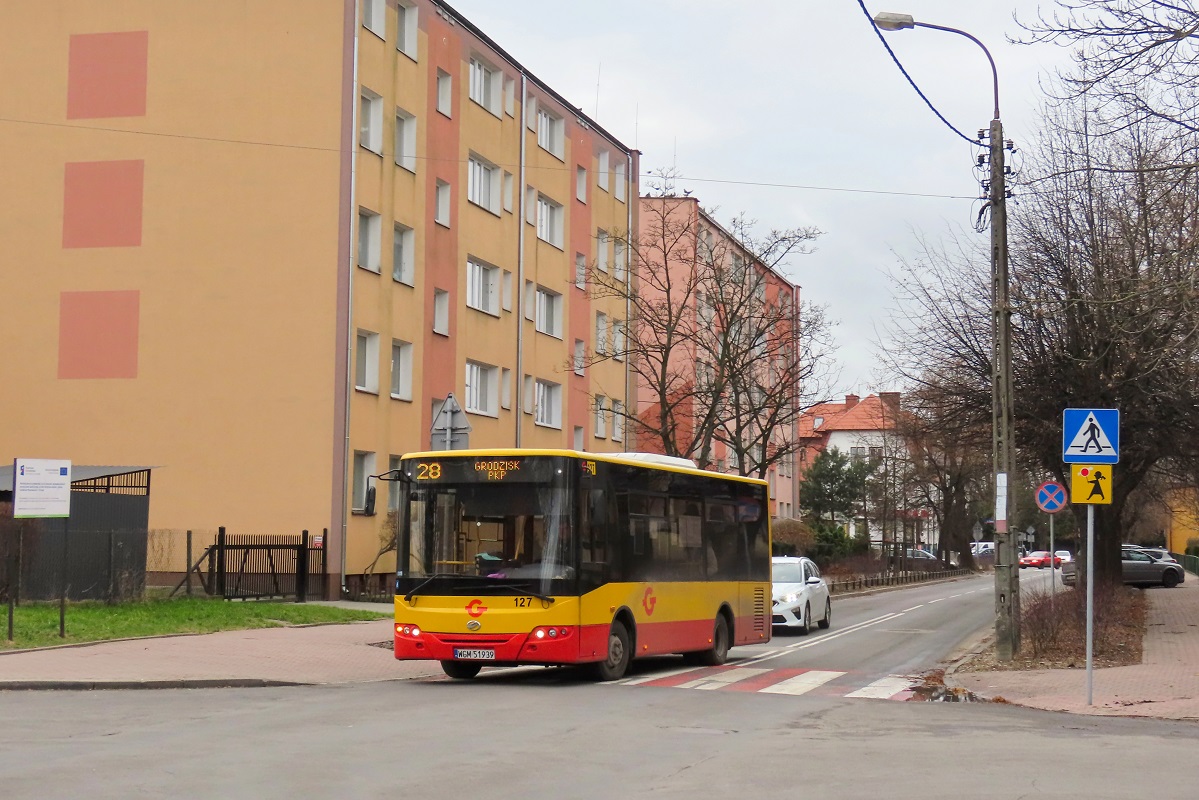127 (80421)
ZAZ jedzie jako kurs 112 linii numer 28: Grodzisk Maz. Dw. PKP (14:35)-Czarny Las Platanowa (15:00)-Grodzisk Maz. Dw. PKP (15:31). Pozdrowienia dla Kierowcy! 
