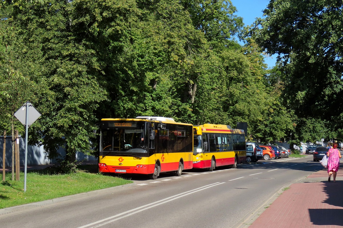 124 (60032)
ZAZ stoi na przystanku âGrodzisk Maz. RadoĹska WKD 02â w oczekiwaniu na zatrudnienie. Za nim stoi Scania CN270UB 4x2 EB #70245 w oczekiwaniu na podjazd na przeciwlegĹy przystanek gdzie rozpocznie wykonywaÄ kurs â5118â linii ZKA WKD ZA1 â Grodzisk Mazowiecki RadoĹska (10:00)-Podkowa LeĹna GĹĂłwna (10:39).

