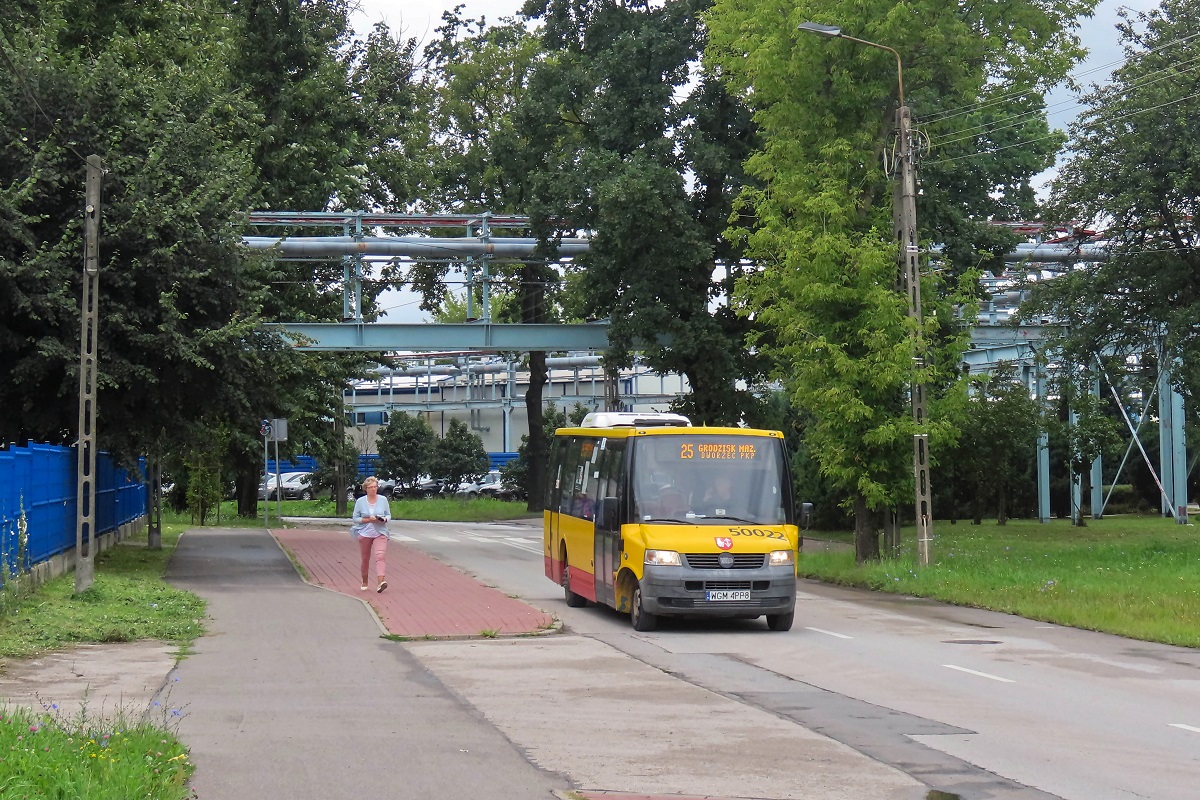 50022
ProCity jedzie jako kurs linii numer 25 â BoĹźa Wola SzkoĹa (13:25)-Grodzisk Maz. Dw. PKP (14:00). 
