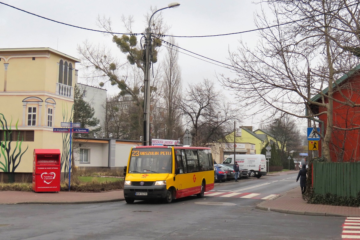 145 (70012)
ProCity jedzie jako kurs â110â linii numer 23 â Grodzisk Maz. Dw. PKP (13:35)-Urszulin PÄtla (14:22). 
Autobus jechaĹ objazdem ul. SadowÄ w zwiÄzku z awariÄ wodociÄgowÄ na rĂłwnolegĹej ul. WĂłlczyĹskiej. 
Słowa kluczowe: objazd