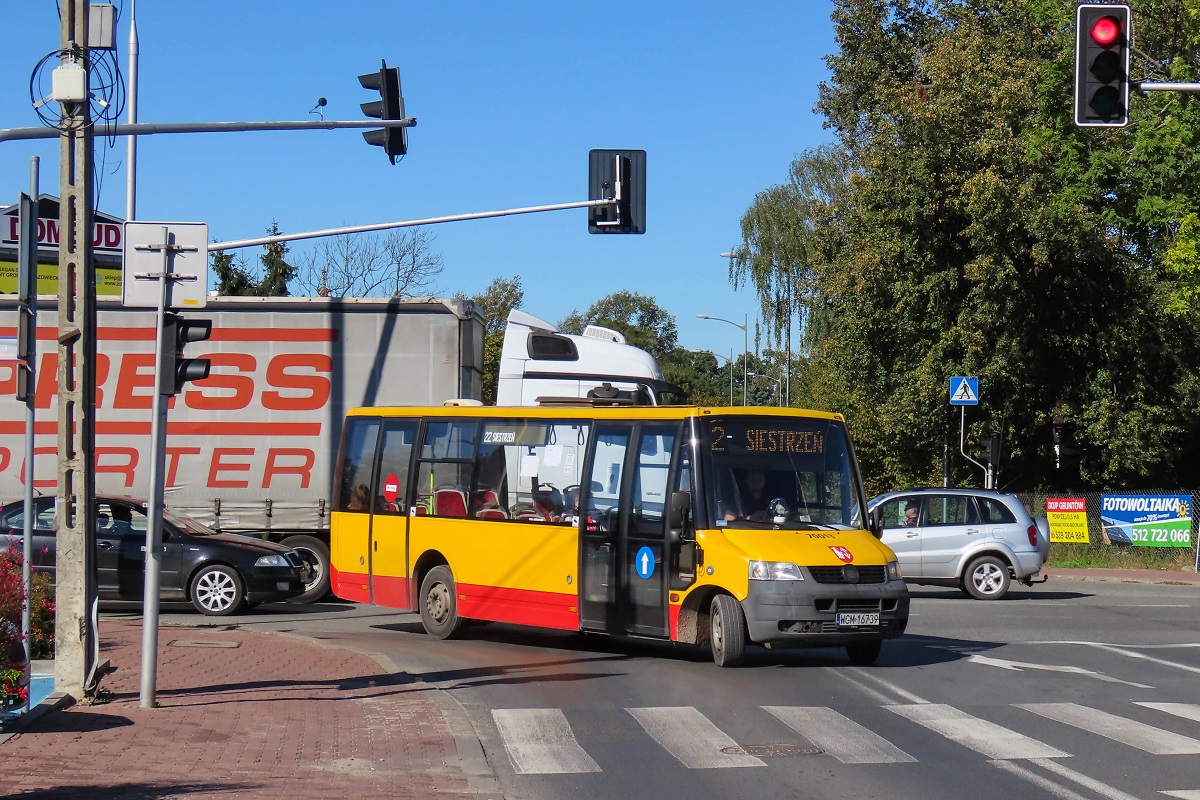 70013
ProCity jedzie jako kurs linii numer 22 â MakĂłwka PÄtla (11:35)-SiestrzeĹ (12:37). 
