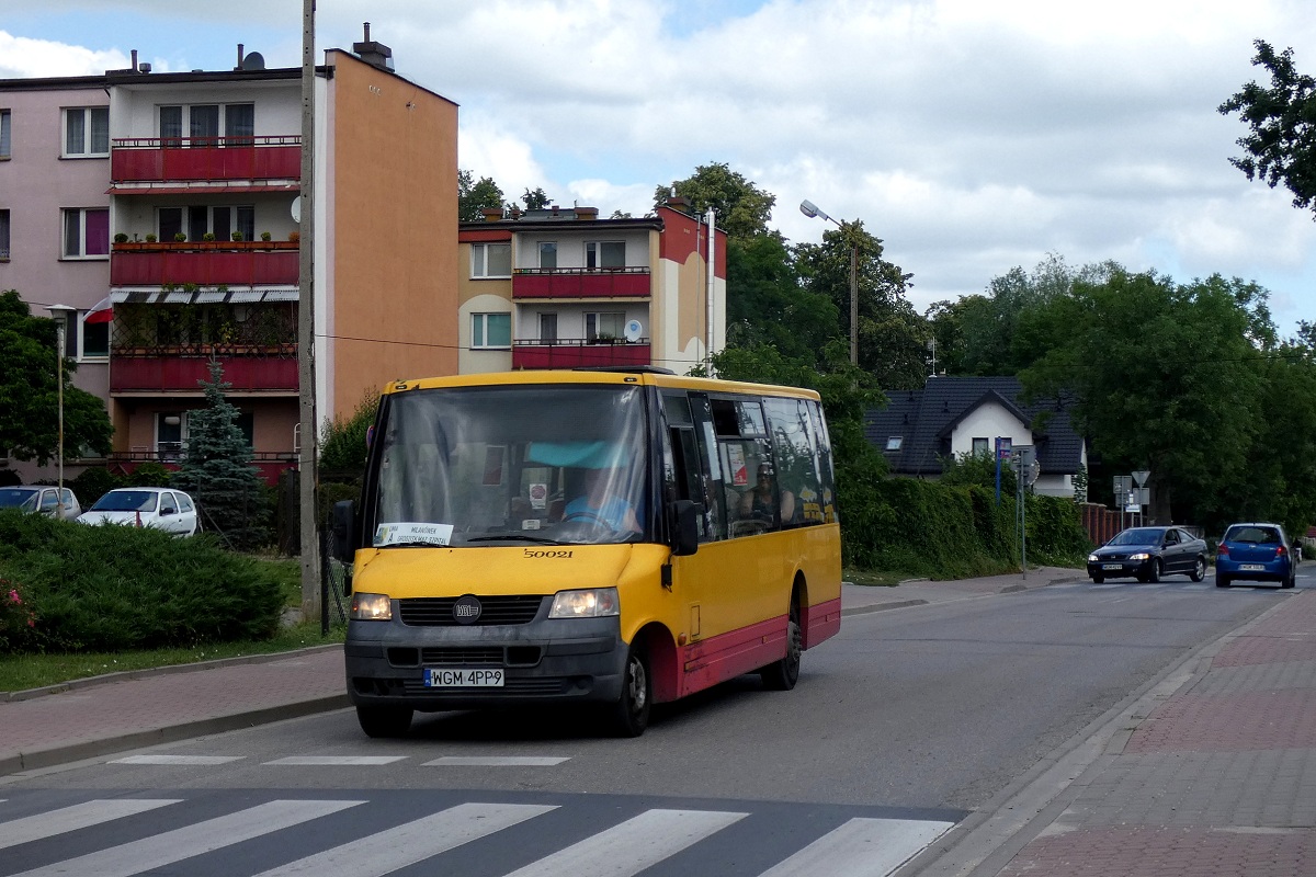 50021
ProCity jedzie w obsĹudze kursu â1110â linii numer A w relacji MilanĂłwek Ĺťukowska (10:28)-Grodzisk Maz. Szpital (11:20). 
