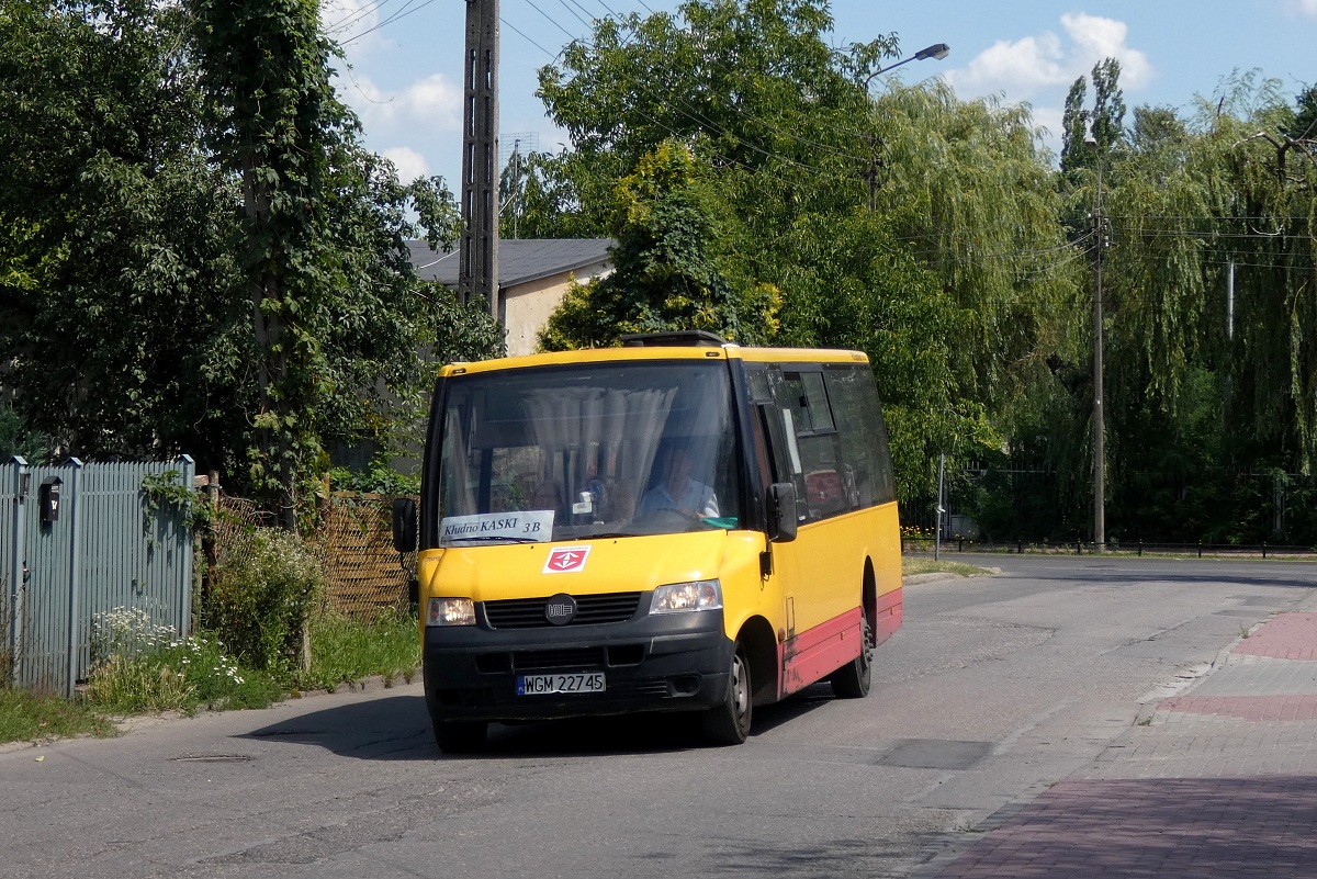 70019
ProCity jedzie w obsĹudze kursu linii numer 3B w relacji Grodzisk Maz. Dw. PKP (12:00)-Kaski PaĹac (12:56). 
