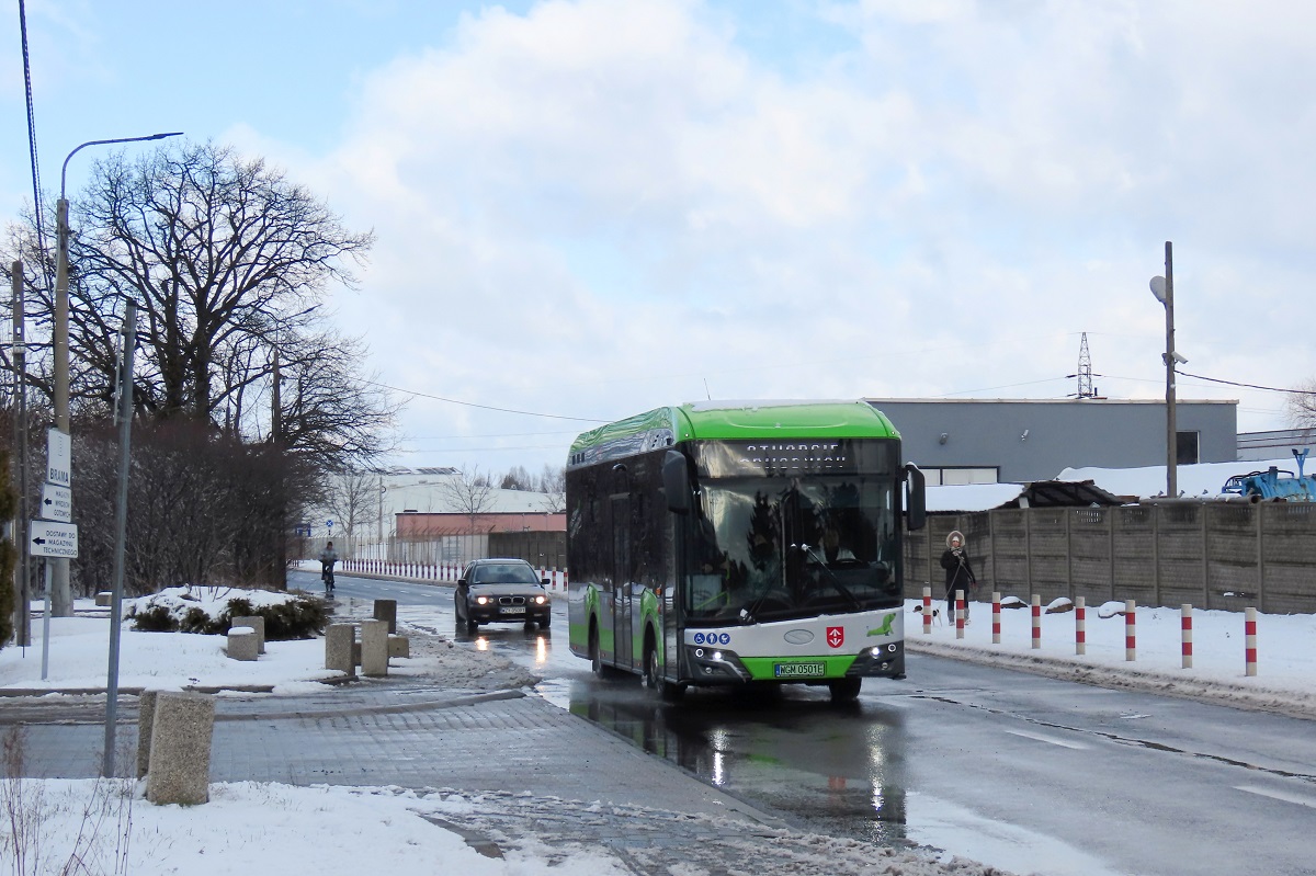 WGM 0501E
Solaris jedzie jako kurs linii specjalnej: Grodzisk Maz. Teligi (13:05)-WĂłlka Grodziska Obwodnica (13:31). Pozdrowienia dla Kierowcy! 
Słowa kluczowe: zima