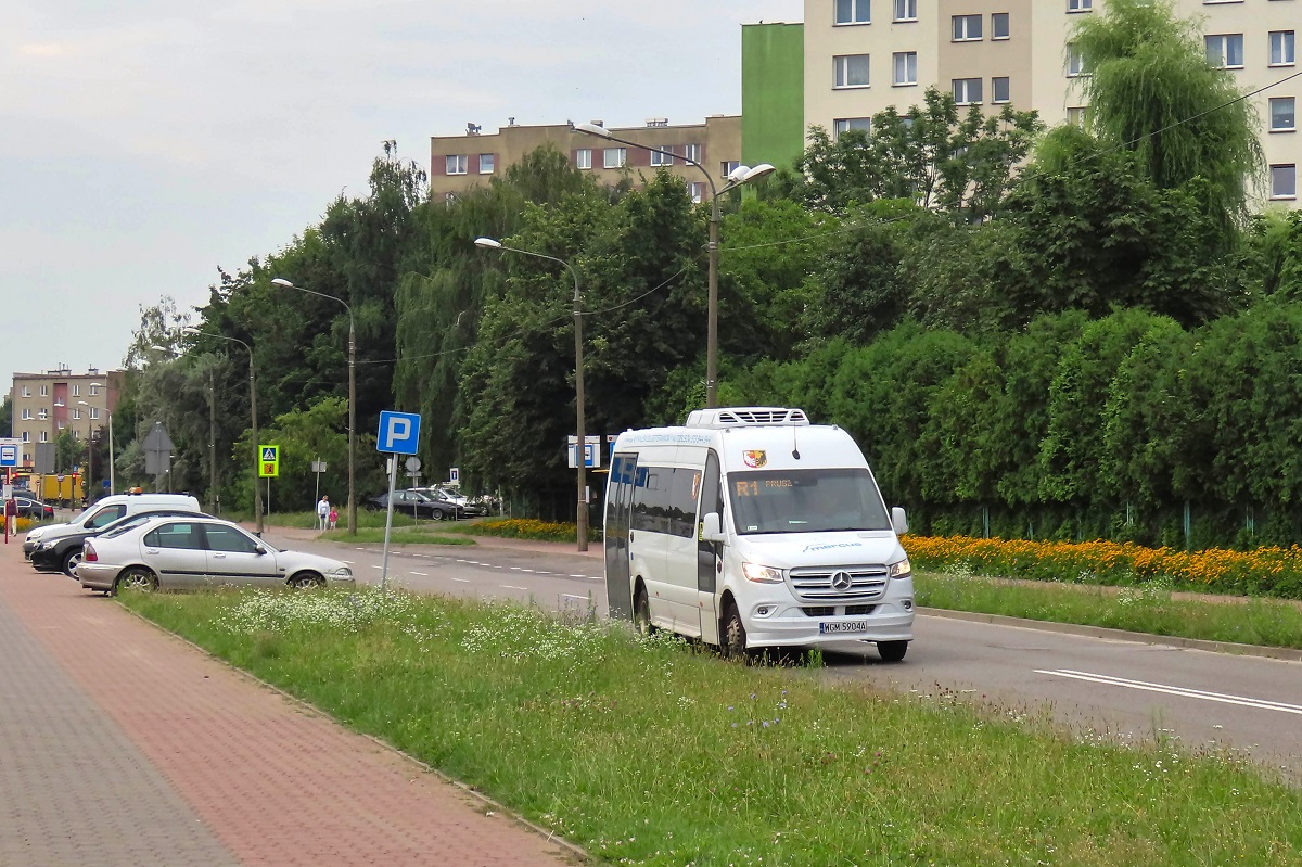WGM 5904A
Sprinter jedzie jako kurs linii numer R1 â PruszkĂłw Os. Staszica (8:00)-Warszawa P+R Al. Krakowska (8:43). 
