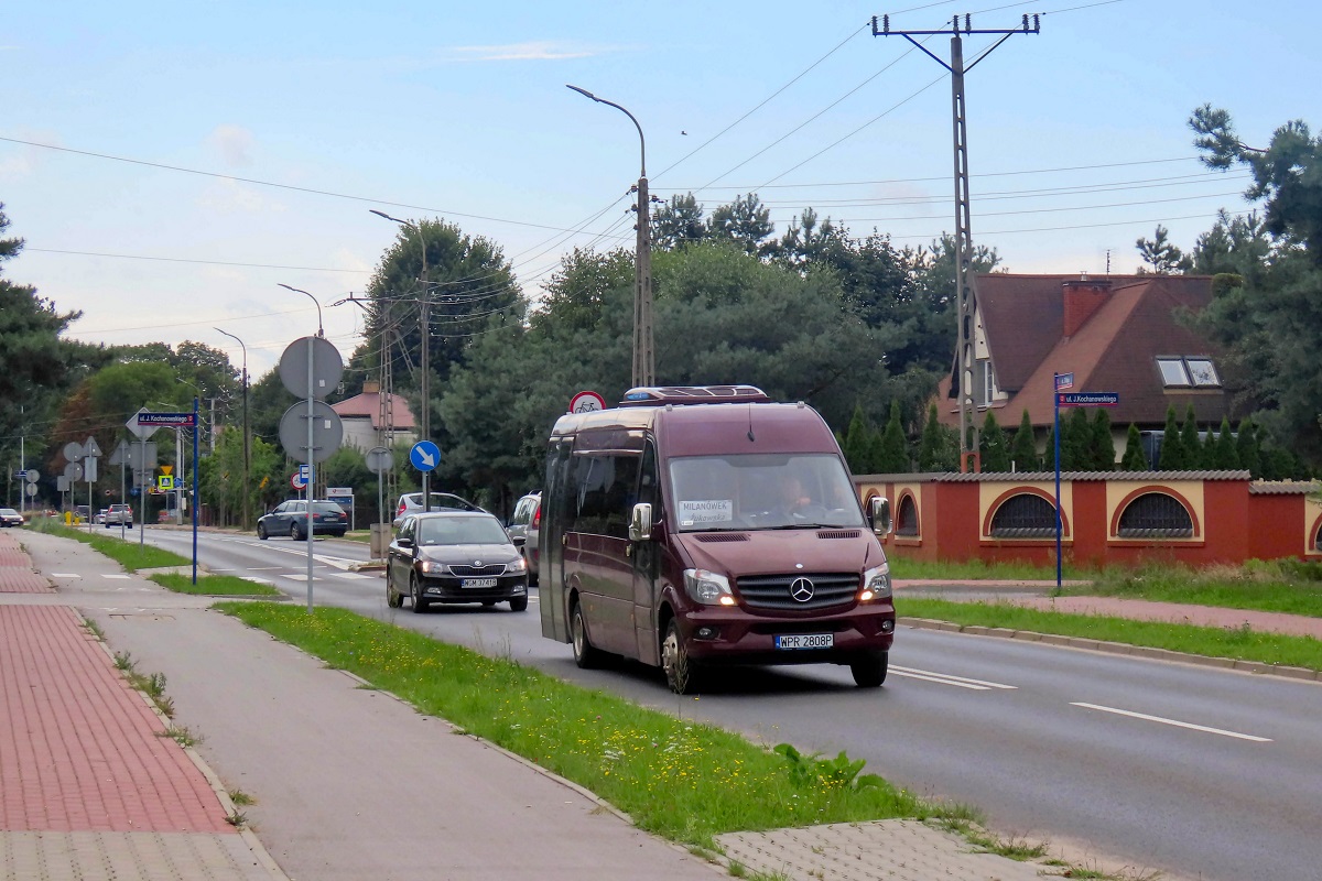 WPR 2808N
Sprinter jedzie jako kurs linii numer A â Grodzisk Maz. Szpital (13:38)-MilanĂłwek Ĺťukowska (14:30). 
