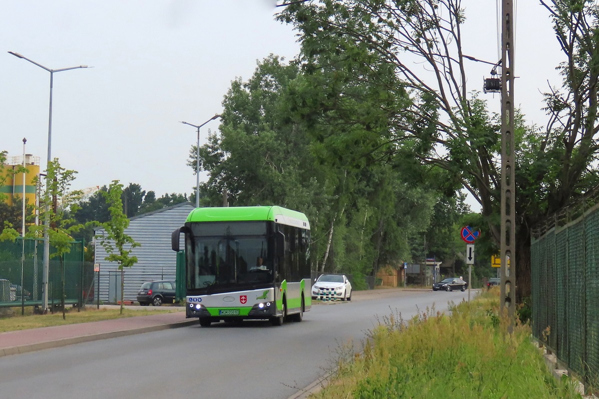 WGM 0501E
Solaris jedzie przejazdem technicznym do zajezdni po zakoĹczonej obsĹudze brygady M2 linii 0. Pozdrowienia dla Kierowcy! 

