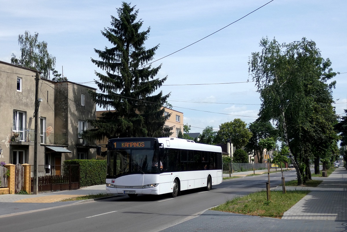 PZ 299SC 
Solaris jedzie w obsĹudze kursu linii numer 1 w relacji Sochaczew PKP (14:35)-Kampinos (15:31). Pozdrowienia dla Kierowcy! 
W bieĹźÄcym roku oprĂłcz pozyskania czterech 13-letnich SU10 od GZK RÄbiny, pozyskano takĹźe jednego 11-letniego SU12, dawniej jeĹźdĹźÄcego w radomskim oddziale Michalczewskiego. 

