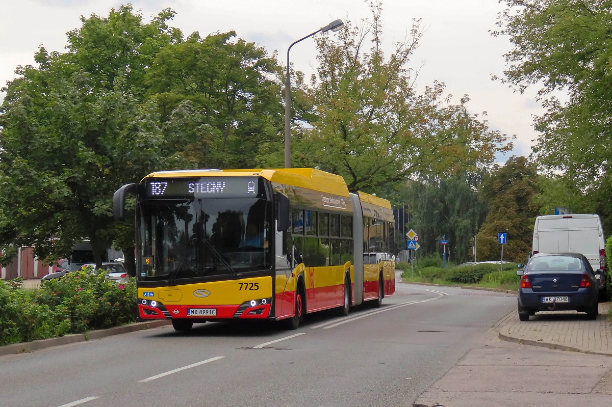 7725
Solaris jedzie jako kurs linii numer 187 â Ursus NiedĹşwiadek (13:55)-Stegny (15:02). 
