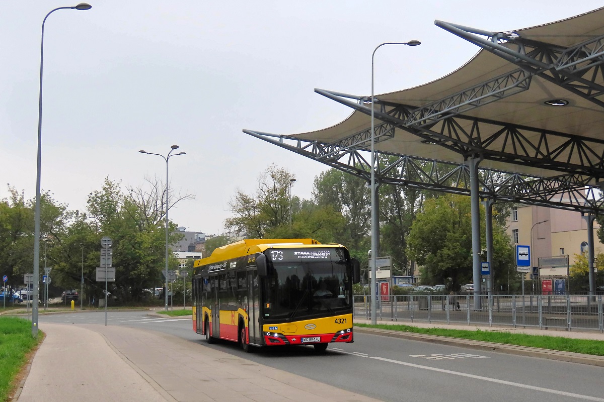 4321
Solaris jedzie jako kurs linii numer 173 â Warszawa Dw. Wschodni-Lubelska (11:12)-Stara MiĹosna Graniczna (12:10). 
