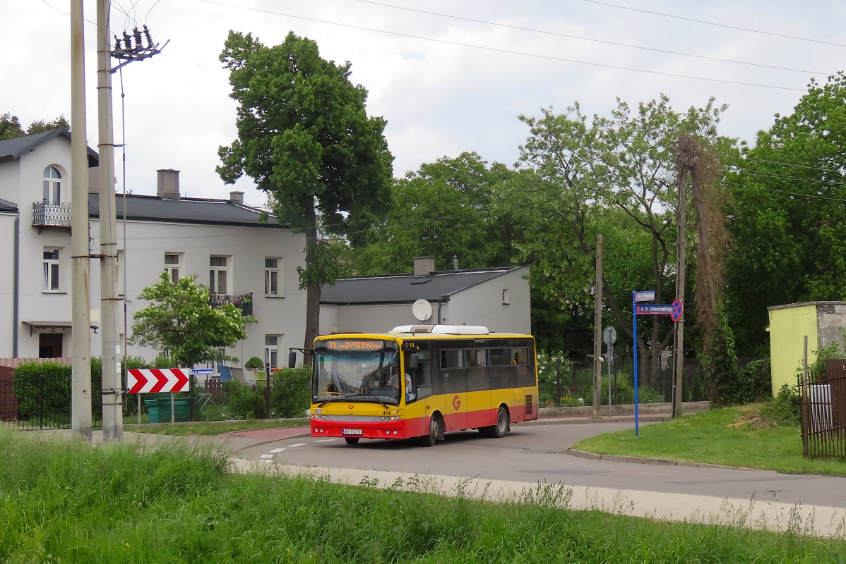 414 [ex. A289]
SanCity jedzie jako kurs â119/221â linii numer 31 â Grodzisk Maz. Dw. PKP (13:15)-Petrykozy Trakt KrĂłlewski (14:23)-Grodzisk Maz. Dw. PKP (15:14). 
Słowa kluczowe: objazd