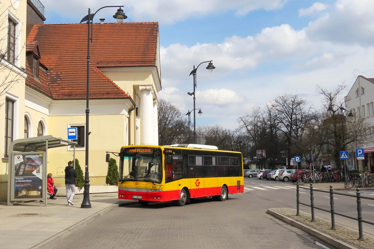 414 [ex. A289]
SanCity stoi na pÄtli przy dworcu PKP w trakcie przerwy pomiÄdzy wykonywaniem kursĂłw na linii numer 31 (Grodzisk Maz. Dw. PKP-Petrykozy Trakt KrĂłlewski).
