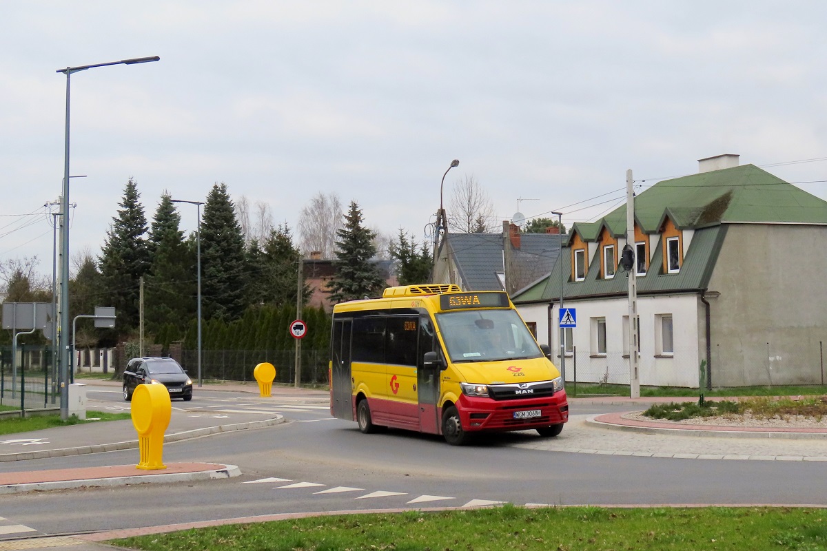 226
MAN jedzie jako kurs 309 linii numer 63: Grodzisk Maz. Dw. PKP (11:35)-Warszawa P+R Al. Krakowska (12:44). 
