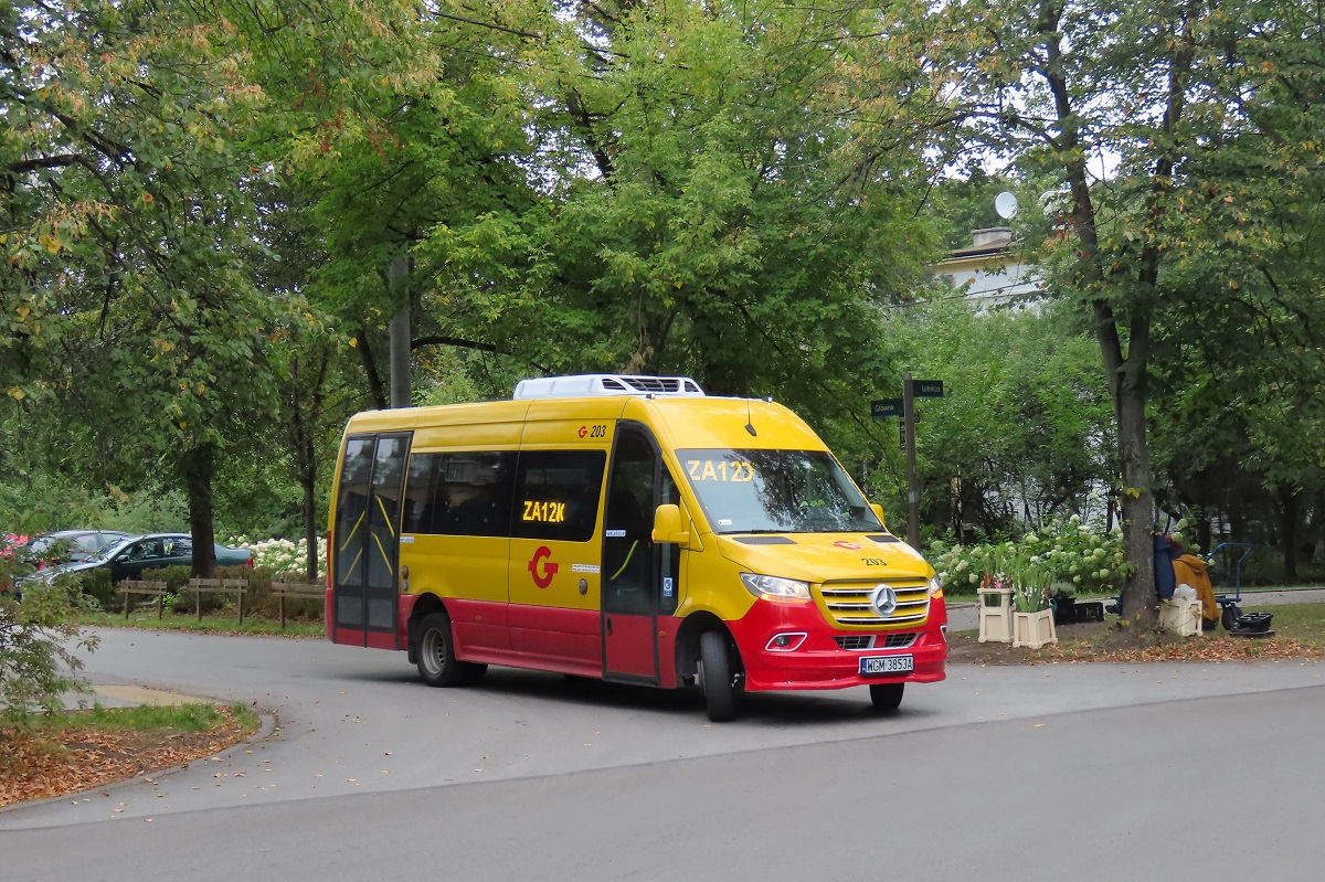 203
Sprinter jedzie przejazdem technicznym na przystanek âWKD Podkowa LeĹna GĹĂłwnaâ gdzie rozpocznie wykonywaÄ kurs â5263â linii ZKA WKD ZA12 â Podkowa LeĹna GĹĂłwna (11:26)-MilanĂłwek GrudĂłw (11:33).
Słowa kluczowe: ZaWKD