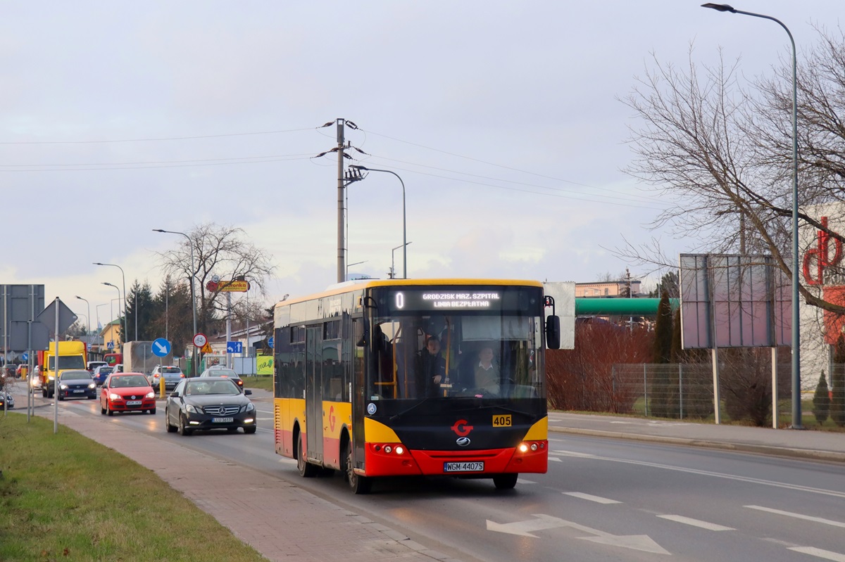 80406 (405)
ZAZ jedzie jako kurs linii numer 0: Grodzisk Maz. Traugutta PKP (14:08)-Grodzisk Maz. Dw. PKP (14:50). Pozdrowienia dla Kierowcy jak i Kabiniarza! 
