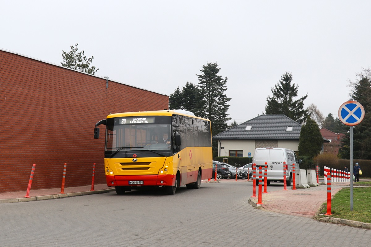 22043
ZAZ jedzie jako kurs linii numer 20: Kaski DwĂłr (12:05)-Grodzisk Maz. Szpital (12:47). Pozdrowienia dla Kierowcy!
