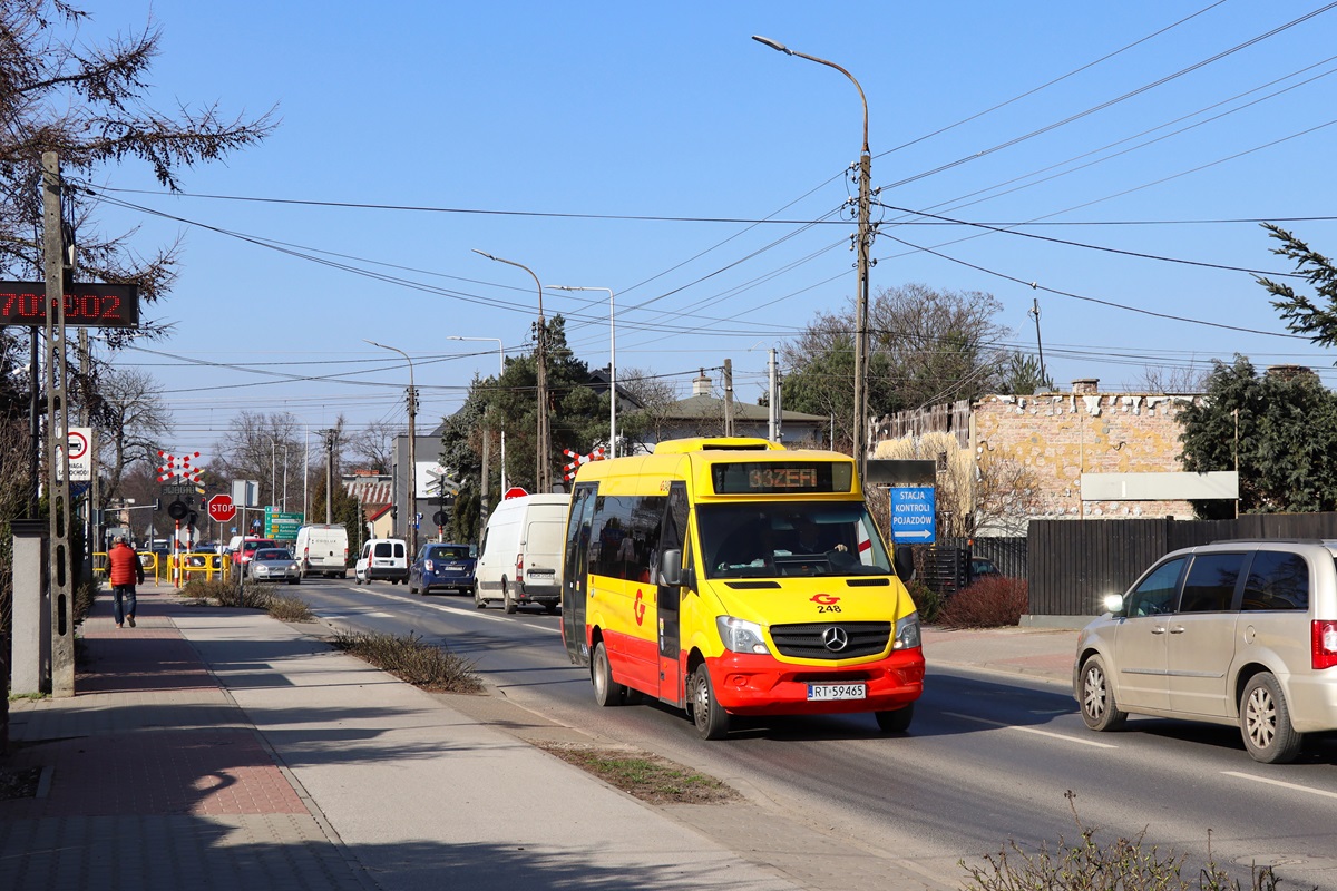 248
Sprinter jedzie jako kurs linii numer 33: Grodzisk Maz. Dw. PKP (12:30)-JĂłzefina SzkoĹa (13:28).

