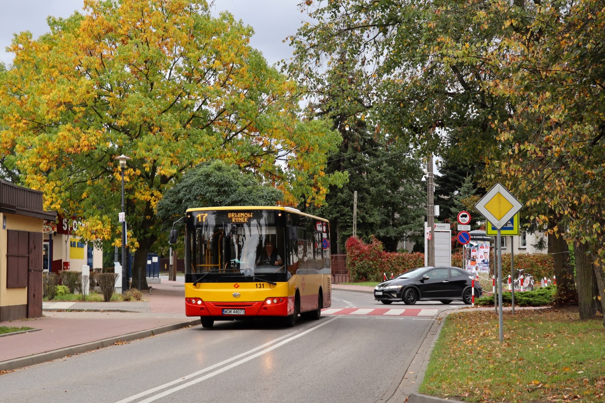 131 (80407)
ZAZ jedzie jako kurs 310 linii numer 17: Grodzisk Maz. Szpital (14:10)-BrwinĂłw Rynek (14:50). Pozdrowienia dla Kierowcy!
