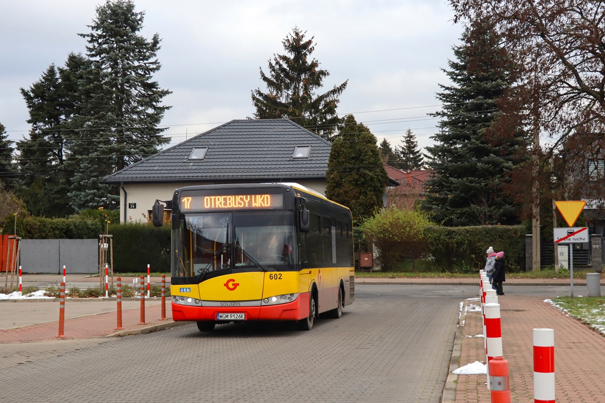 602 (24029)
Solaris jedzie jako kurs linii numer 17: OtrÄbusy WKD (11:46)-Grodzisk Maz. Szpital (12:40). Pozdrowienia dla Kierowcy!

