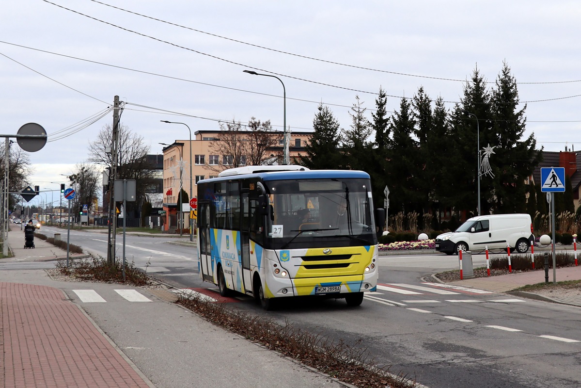 20160
ZAZ jedzie jako kurs linii numer 27: Grodzisk Maz. RokiciaĹska (12:20)-Chlebnia Logistyczna Raben (12:36)-Grodzisk Maz. RokiciaĹska (12:54). 
Słowa kluczowe: DziwadĹo