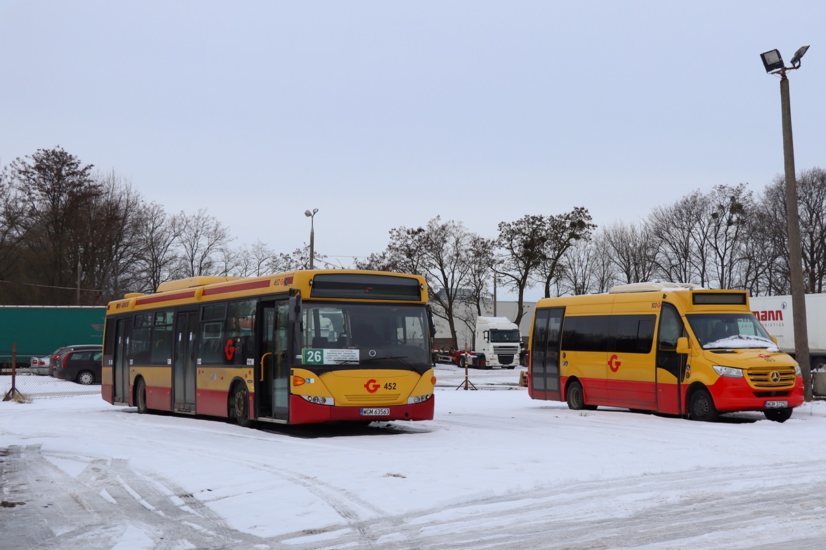 452 (80297)
TytuĹowa Scania i Mercedes-Benz 516 CDI / Mercus MB Sprinter City #103 (22021) w oczekiwaniu na zatrudnienie. 
Słowa kluczowe: zima