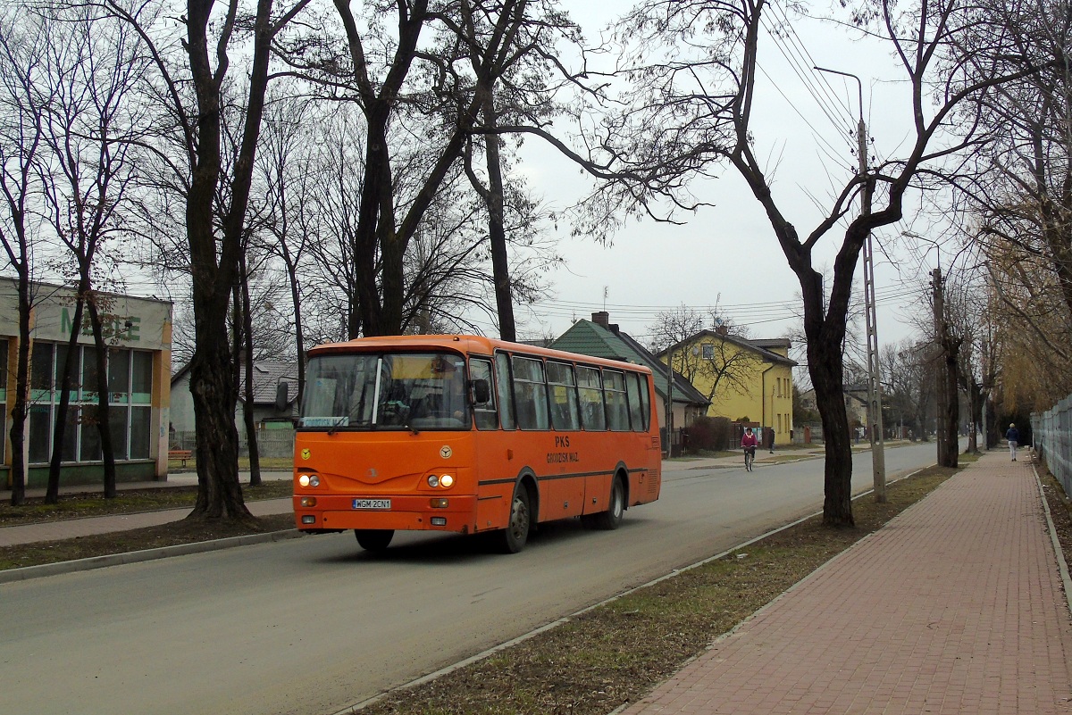 50650
HadziewiÄtka zaraz zakoĹczy obsĹugÄ kursu "324" linii podmiejskiej w relacji Roztoka (8:10)-Grodzisk Maz. Traugutta KĹadka (8:51). 
Słowa kluczowe: H9-21