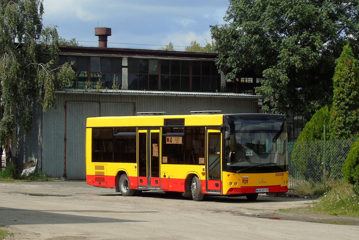 60008
Maz stoi na terenie pruszkowskiej zajezdni PKS Grodzisk. 
