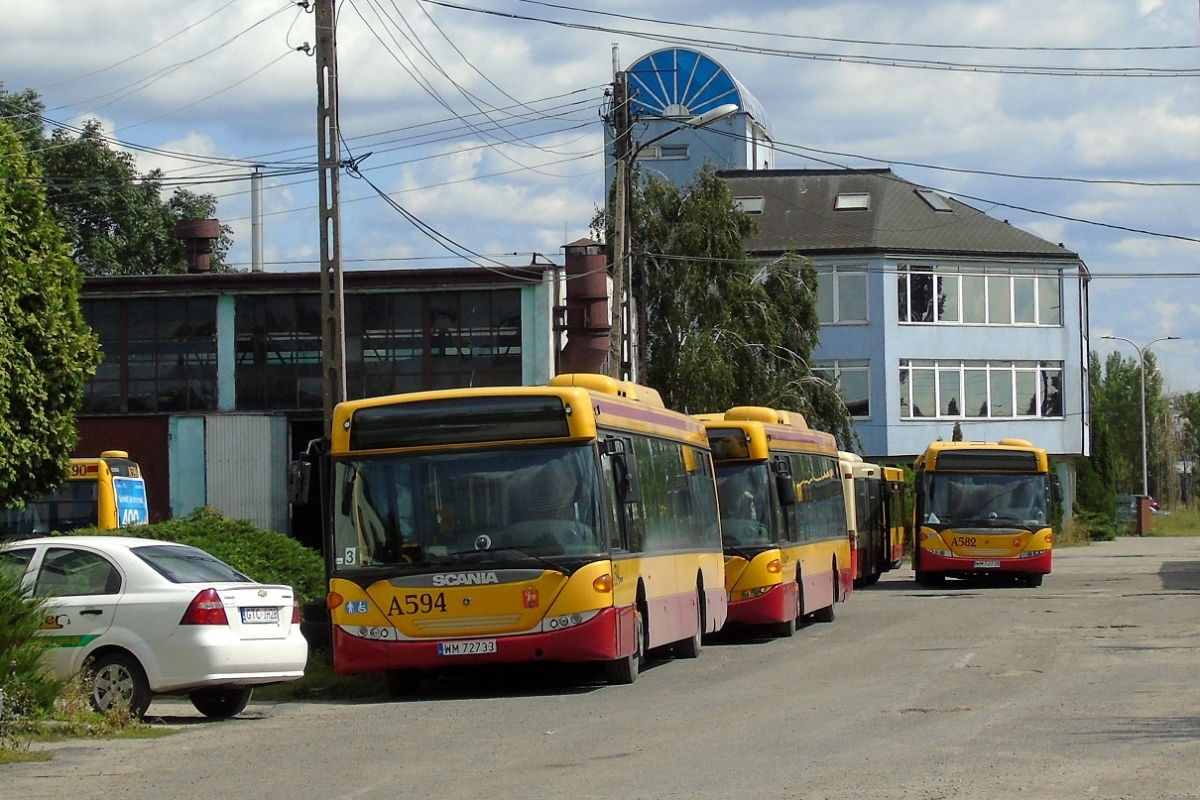 A594
Scanie #A594 (80294), #A584 (80284) i #A582 (80282)stoją na terenie pruszkowskiej zajezdni PKS Grodzisk. 
