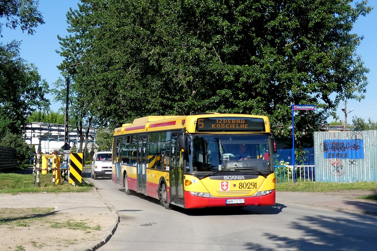 80291
Scania (ex. A591) jedzie w obsĹudze kursu "5856" linii numer 5 w relacji Grodzisk Maz. Dw. PKP (16:48)-Izdebno PÄtla (17:29). 
