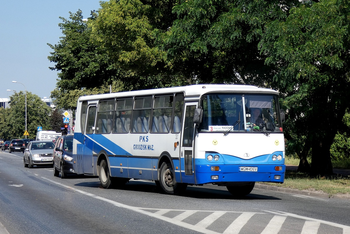 40140
HadziewiÄtka jedzie w obsĹudze kursu "5568" linii numer 3 w relacji SzczÄsne Cmentarz Nowy (9:15)-Grodzisk Maz. Dw. PKP (9:47). OprĂłcz tej H9, na komunikacjÄ miejskÄ tego dnia, PKS Grodzisk wysĹaĹ jeszcze turystycznÄ SolinÄ 60210. 
Słowa kluczowe: DziwadĹo H9-21