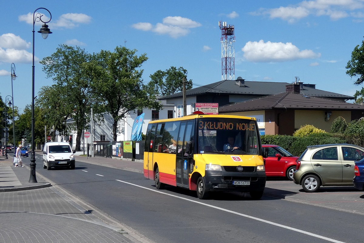 70013
ProCity jedzie w obsĹudze kursu "5522" linii numer 3 w relacji SzczÄsne Cmentarz Nowy (14:29)-Karolina (15:49). 
