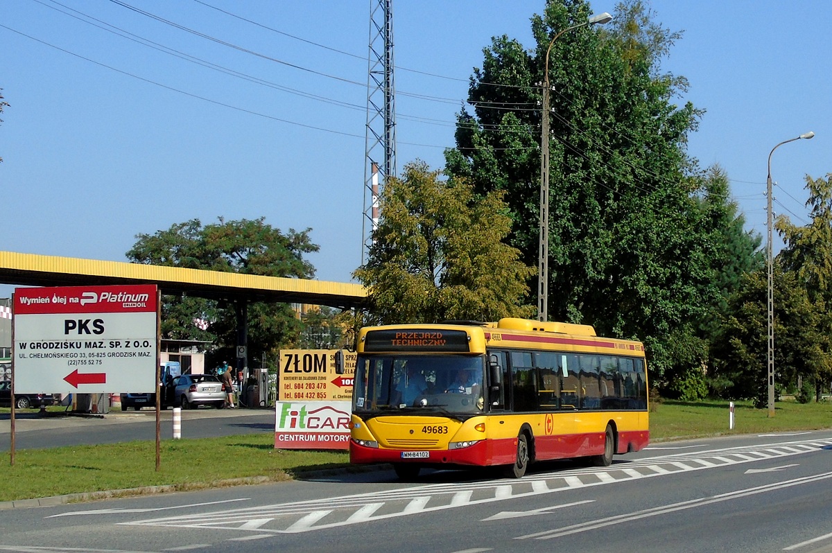 49683 (80297)
Scania jedzie sĹuĹźbowo z Warszawy (gdzie zakoĹczyĹa obsĹugÄ brygady 012/ZP) do grodziskiej bazy PKS Grodzisk na przeglÄd na linii diagnostycznej.
