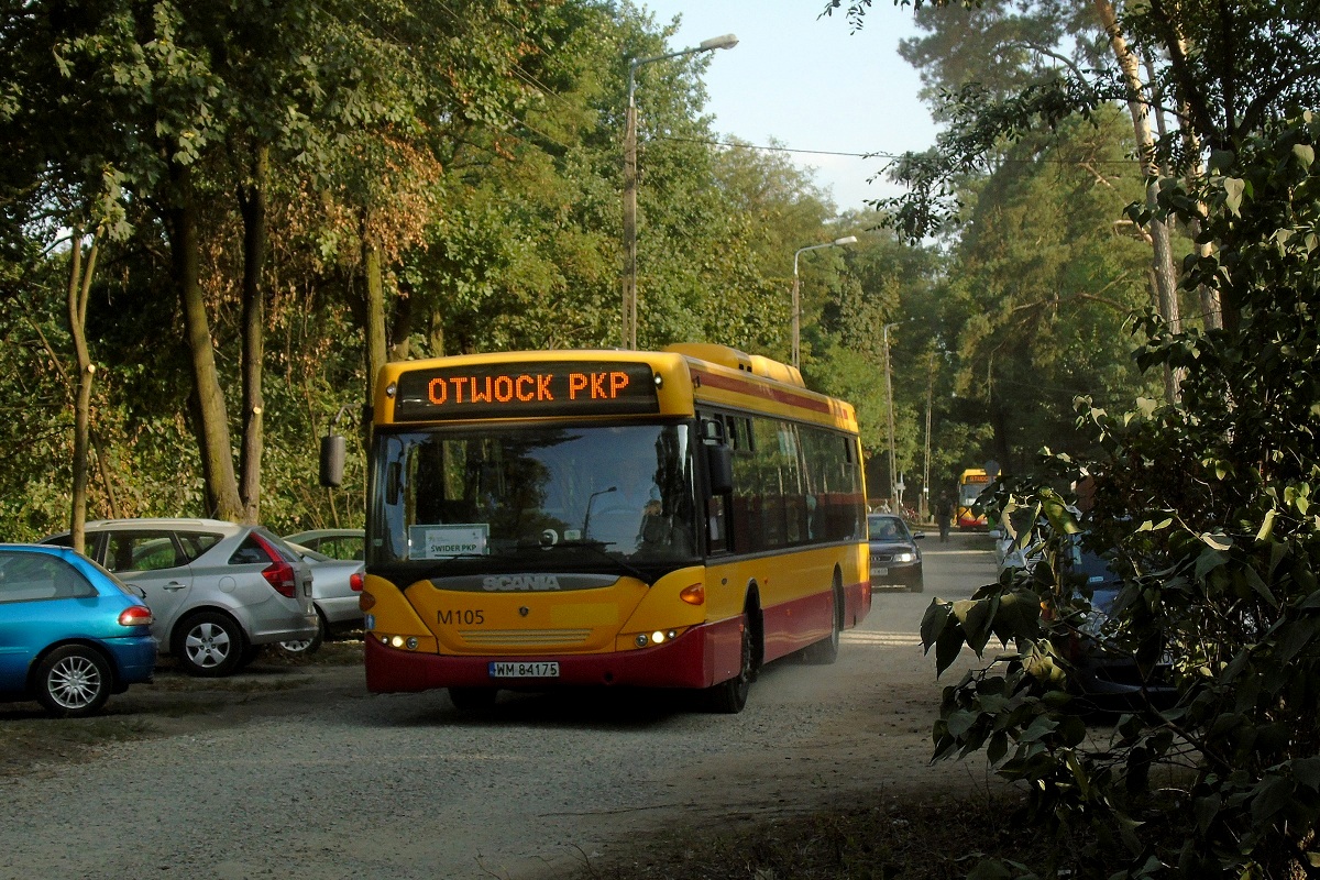M105 (80305)
Scania jedzie w obsĹudze kursu linii zastÄpczej KM ZR7 w relacji PKP Ĺwider (17:05)-PKP Otwock (17:12). 
