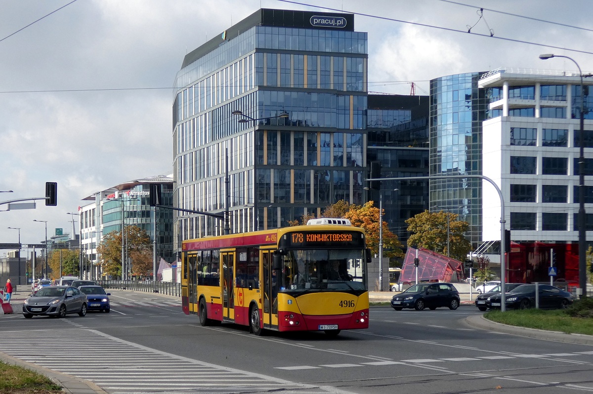 4916
Jelcz jedzie w obsĹudze kursu linii numer 178 w relacji PKP Ursus (11:09)-Konwiktorska (12:11). 
Słowa kluczowe: M121I