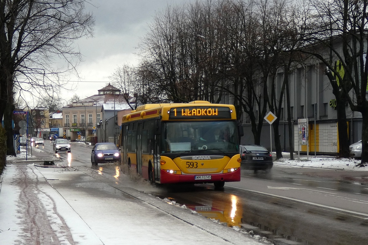 80293 
Scania (ex. A593) jedzie w obsĹudze kursu â5048â linii numer 1 w relacji Grodzisk Maz. Dw. PKP (12:05)-WĹadkĂłw PÄtla (12:28). 
Słowa kluczowe: DziwadĹo