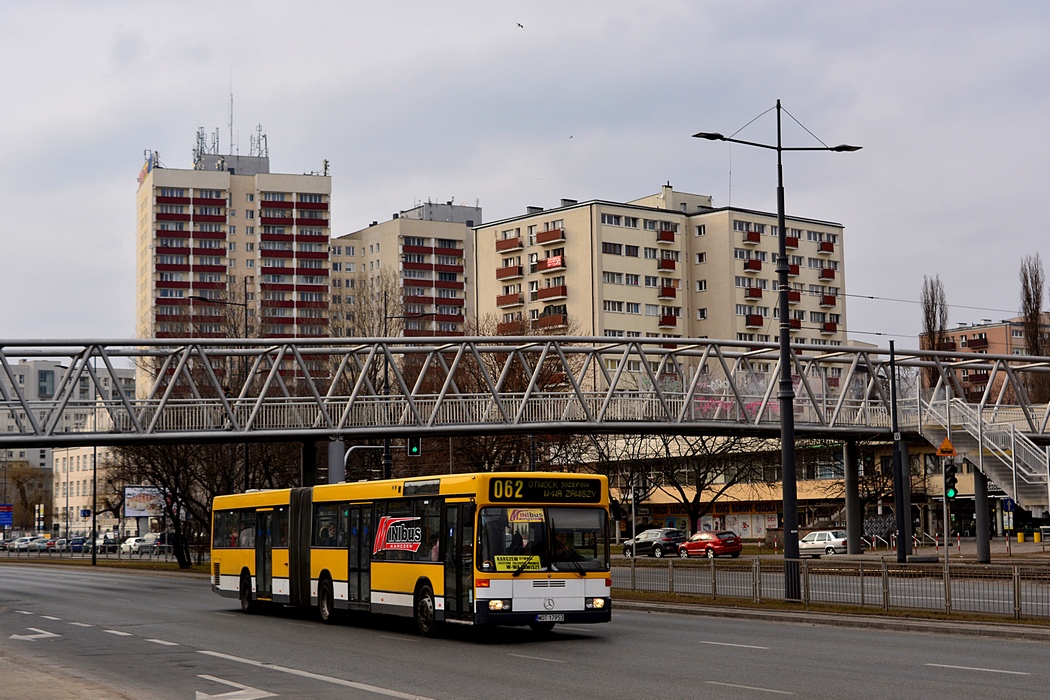 62
Jeden z trzech MercedesĂłw O405GN2 we flocie firmy MiniBus.

