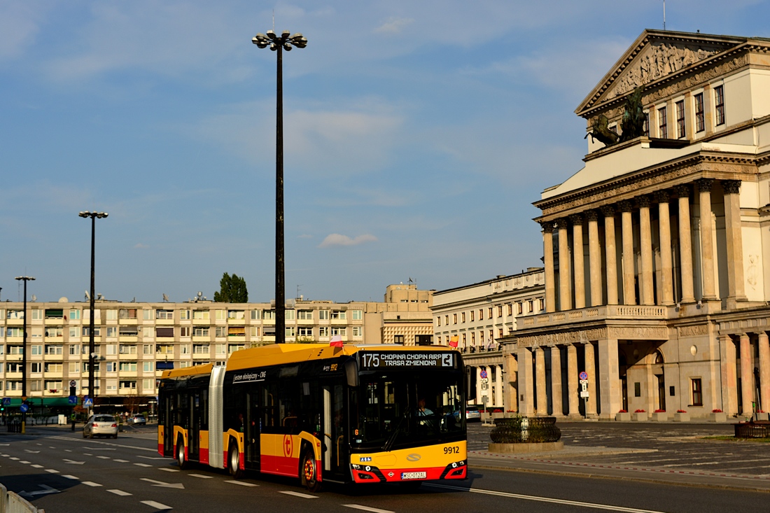 9912
ZadebiutowaĹy... Jeden minus to system, ktĂłry sprawia, Ĺźe wyĹwietlacze nie zaĹapujÄ siÄ czÄsto w komplecie, podobnie brygadĂłwka.
